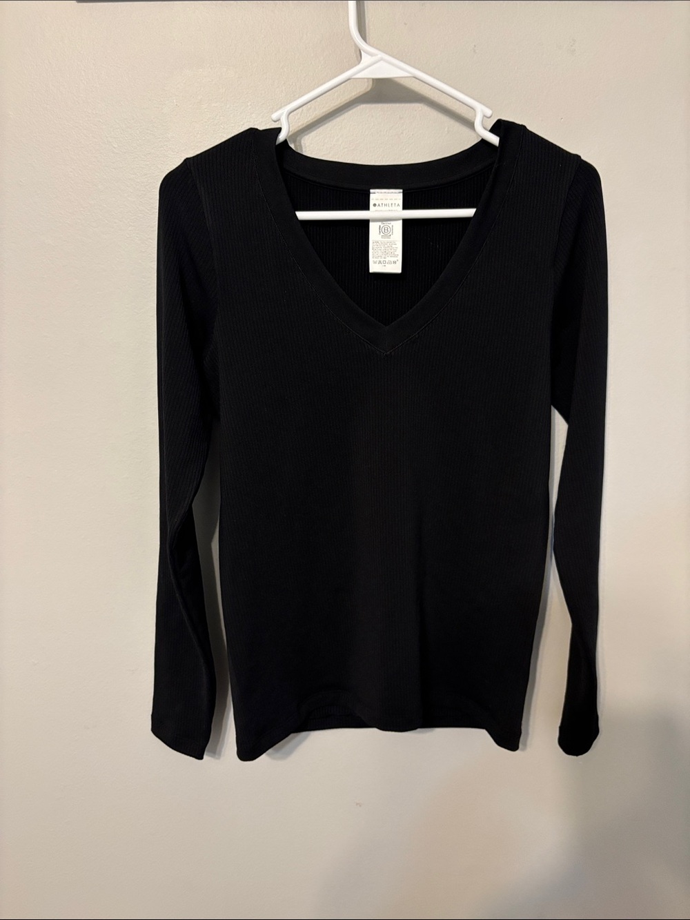 Athleta Black Ribbed V-Neck Long Sleeve Top